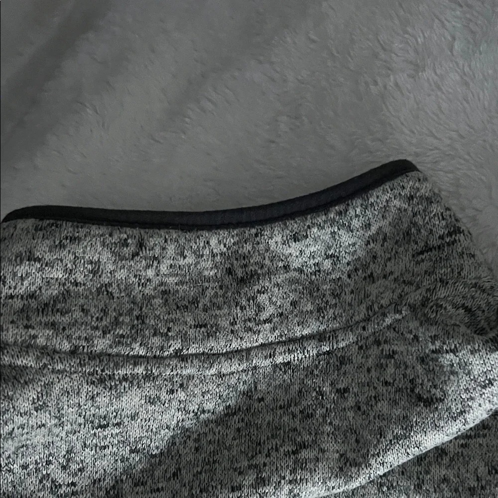Eddie Bauer Men's Gray Heathered Pullover - Picture 7 of 7